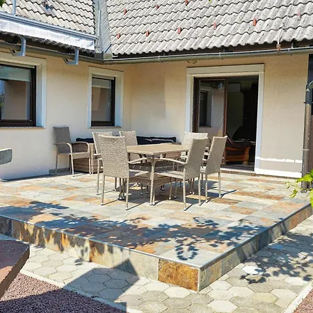 Jacuzzi, Bbq & Ev Plug - 5br Villi With Garden