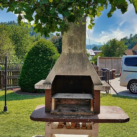Jacuzzi, Bbq & Ev Plug - 5br Villi With Garden *