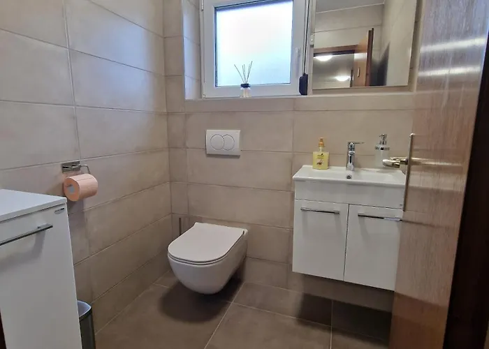 Vila - Jacuzzi, Bbq & Ev Outlet