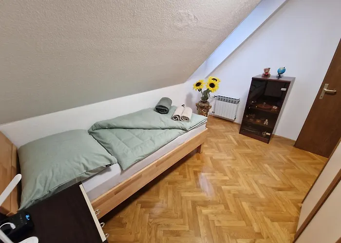 - Jacuzzi, Bbq & Ev Outlet * Limbus