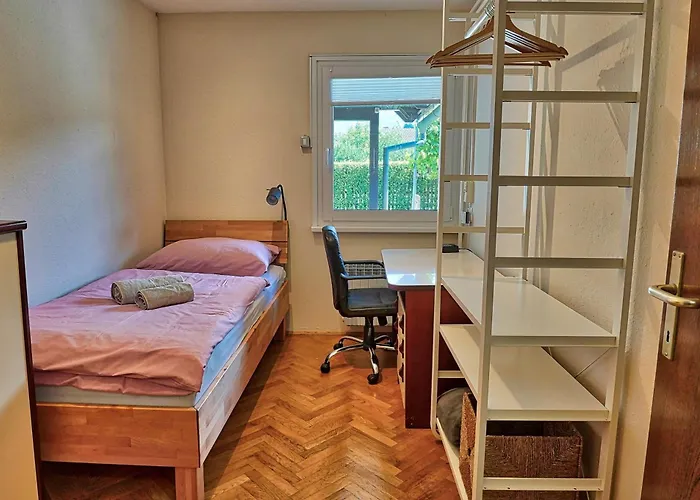 - Jacuzzi, Bbq & Ev Outlet * Limbus