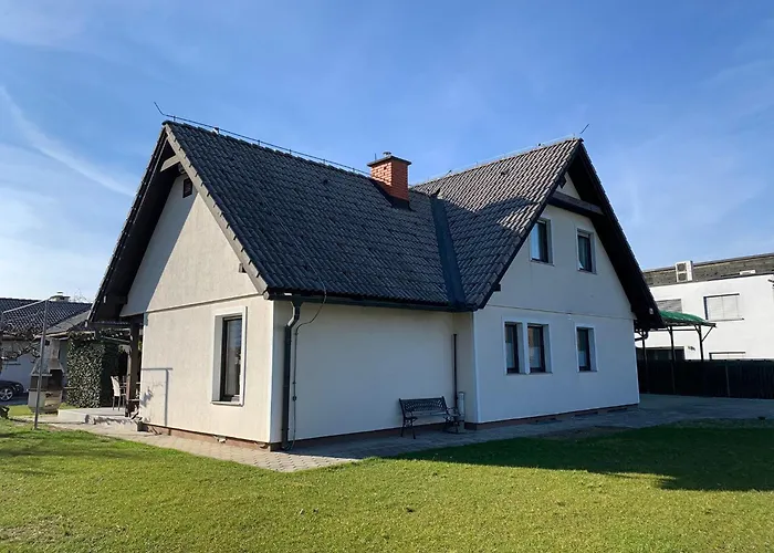 - Jacuzzi, Bbq & Ev Outlet * Limbuš