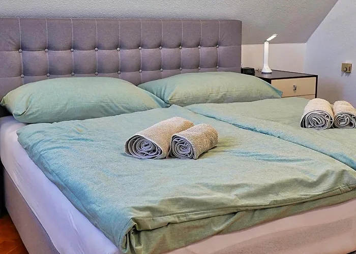 - Jacuzzi, Bbq & Ev Outlet Villa