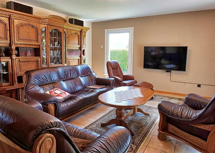 - Jacuzzi, Bbq & Ev Outlet Villa